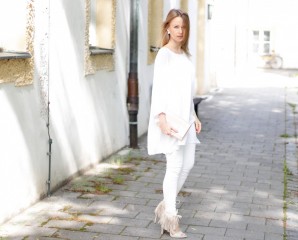 ALL WHITE OUTFIT