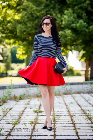 Red scuba skirt | Style my Fashion