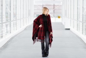 RED PONCHO