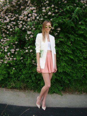 Frog-Green kisses Apricot Nudes | Style my Fashion