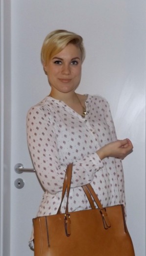 Lockere Bluse in weiß rot. | Style my Fashion