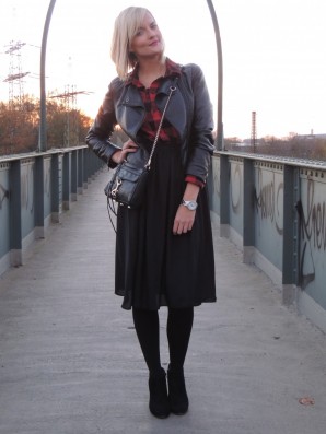 Red tartan blouse and midi skirt - fashionargument (Freizeit & Streetwear, Bilder) | Style my Fashion