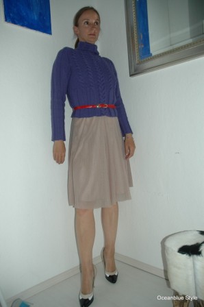 Flirty Winter: Purple Sweater & Nude Skirt w/ Heels