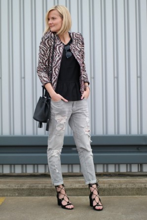 Boucle Blazer and Laced Pumps | Style my Fashion
