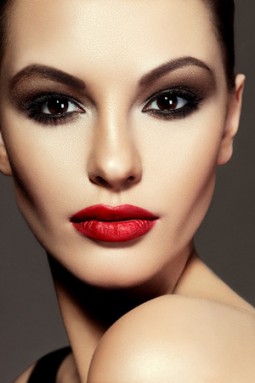Atemberaubende Smokey Eyes schminken | Style my Fashion